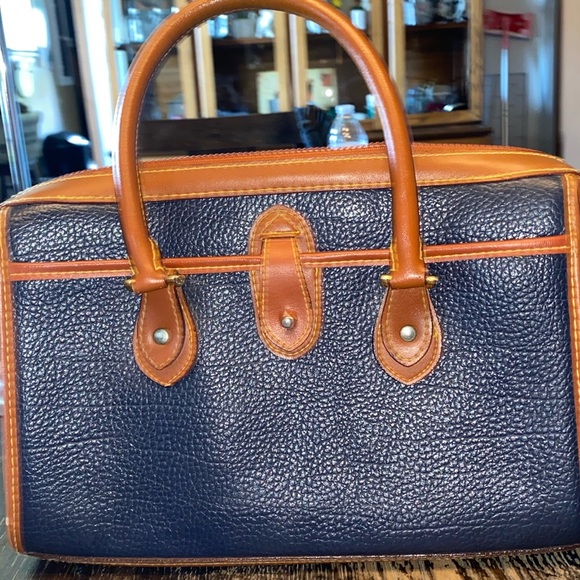 Dooney & Bourne all weather navy blue made in USA - Picture 2 of 13